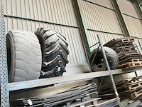 Diverse banden (23x) - afbeelding 1 van  9
