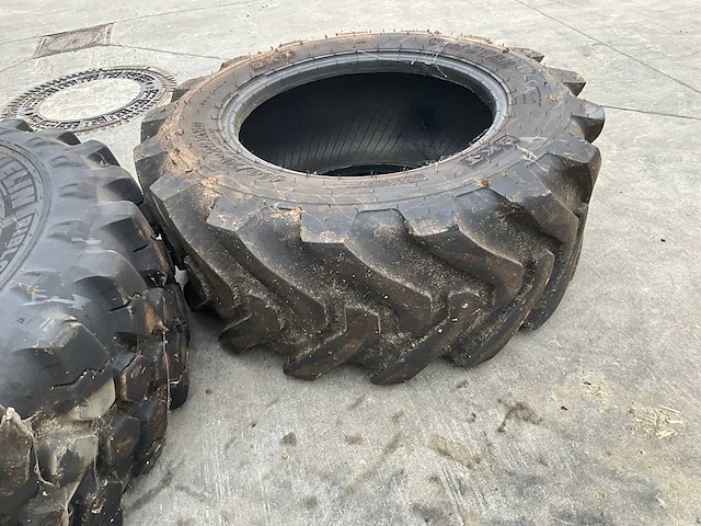 Diverse banden (2x) - afbeelding 6 van  12