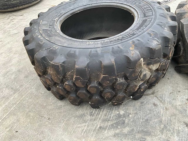 Diverse banden (2x) - afbeelding 7 van  12