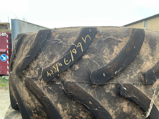 Diverse banden (4x) - afbeelding 5 van  8