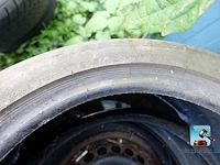 Diverse banden en wielen - afbeelding 21 van  22
