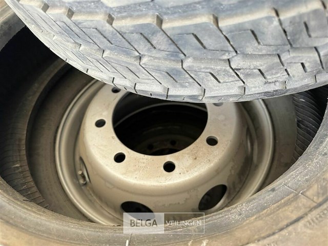 Diverse banden - afbeelding 4 van  13