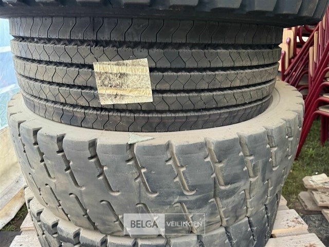 Diverse banden - afbeelding 12 van  13