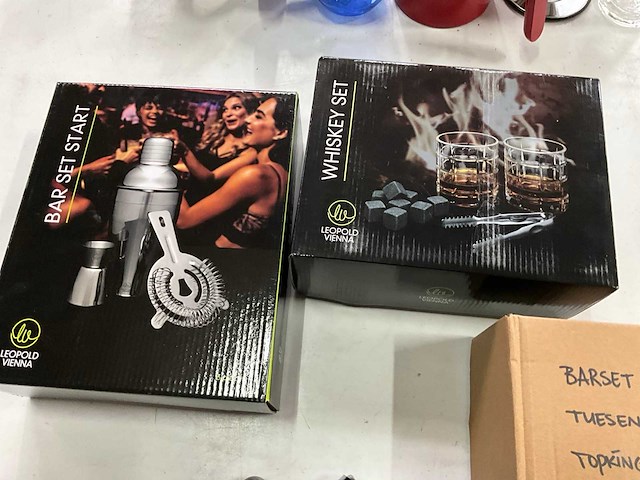 Diverse bar/cocktail shake sets van o.a. leopold vienna - afbeelding 3 van  11
