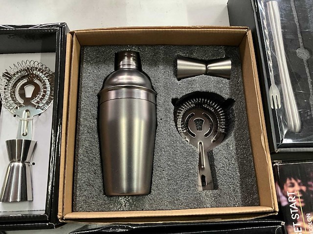 Diverse bar/cocktail shake sets van o.a. leopold vienna - afbeelding 5 van  11