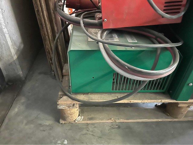 Diverse batterijladers (9x) - afbeelding 6 van  24