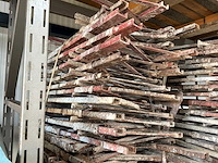 Diverse bekistingssteunen - afbeelding 1 van  1