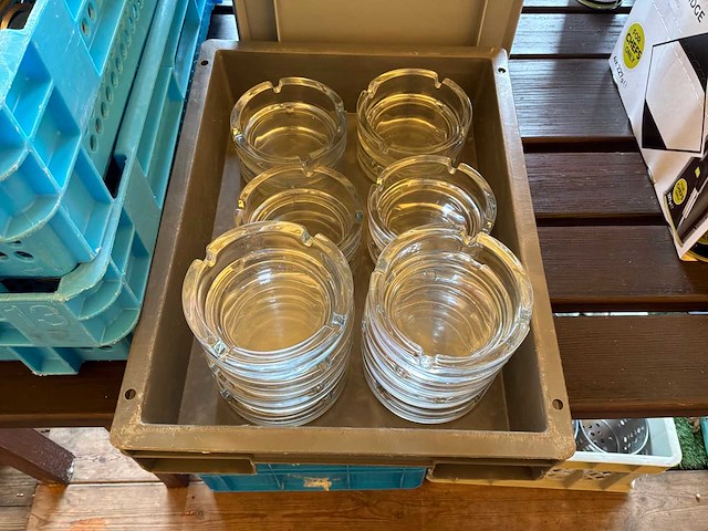 Diverse benodigdheden toog en tafel - afbeelding 7 van  12