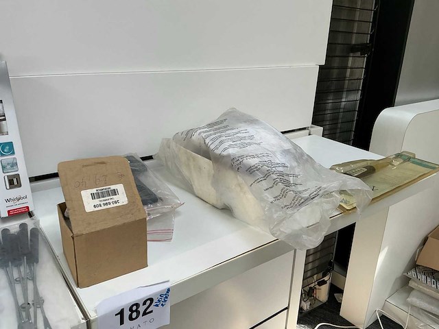 Diverse benodigdheden voor keukenapparatuur - afbeelding 5 van  6