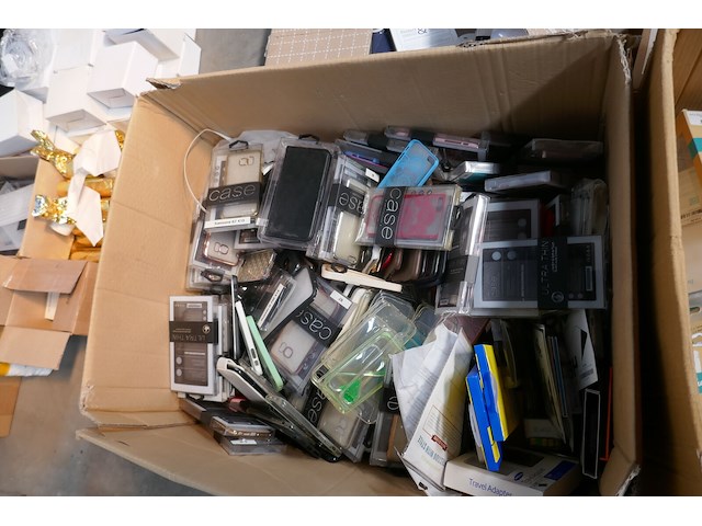 Diverse beschermhoezen en tabletcases - afbeelding 3 van  5