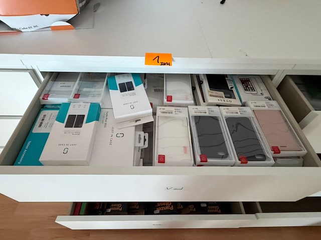 Diverse beschermhoezen voor gsm's en tablets - afbeelding 6 van  17