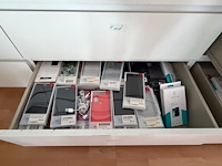 Diverse beschermhoezen voor gsm's en tablets - afbeelding 16 van  17