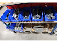 Diverse beslagen en bevestigingsmiddelen - afbeelding 10 van  31