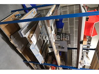 Diverse beslagen en bevestigingsmiddelen - afbeelding 16 van  31