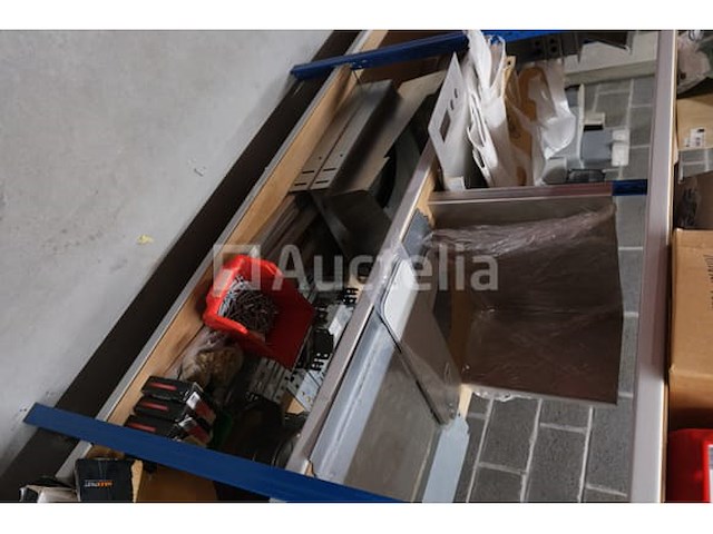 Diverse beslagen en bevestigingsmiddelen - afbeelding 21 van  31