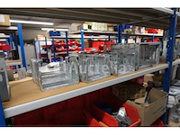 Diverse beslagen en bevestigingsmiddelen - afbeelding 12 van  31