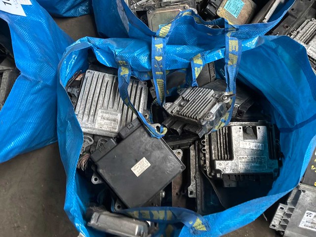 Diverse besturingseenheid - afbeelding 5 van  8