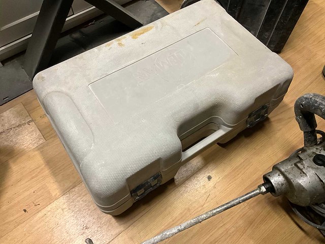 Diverse betonmixers (3x) - afbeelding 7 van  7