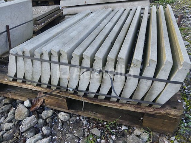 Diverse betonnen wandbekleding - afbeelding 1 van  6