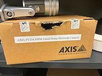 Diverse beveiligingscamera’s en switches (34x) - afbeelding 10 van  31