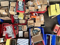 Diverse bevestigingsmaterialen - afbeelding 11 van  13