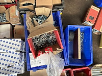 Diverse bevestigingsmaterialen - afbeelding 12 van  13