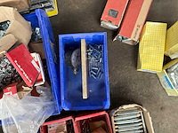 Diverse bevestigingsmaterialen - afbeelding 13 van  13
