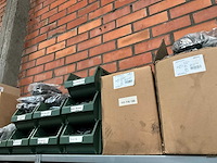 Diverse bevestigingsmaterialen - afbeelding 8 van  15