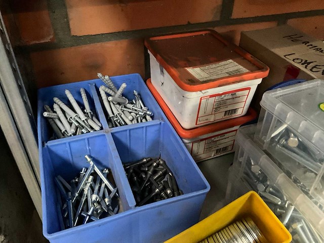 Diverse bevestigingsmaterialen - afbeelding 9 van  33