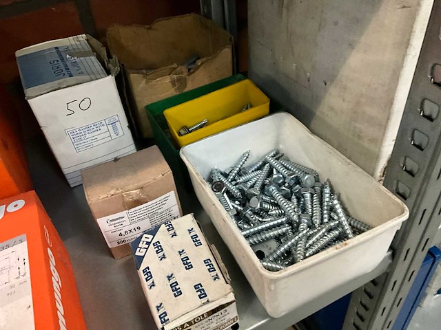 Diverse bevestigingsmaterialen - afbeelding 20 van  33