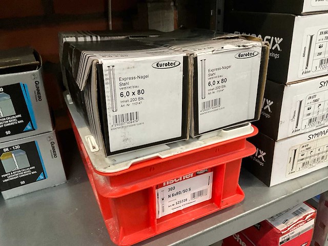 Diverse bevestigingsmaterialen - afbeelding 13 van  13