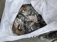 Diverse bevestigingsmaterialen - afbeelding 1 van  2