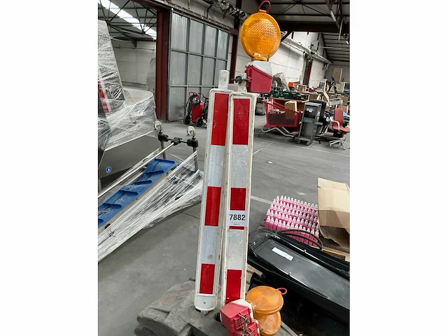 Diverse bewegwijzering - afbeelding 4 van  5