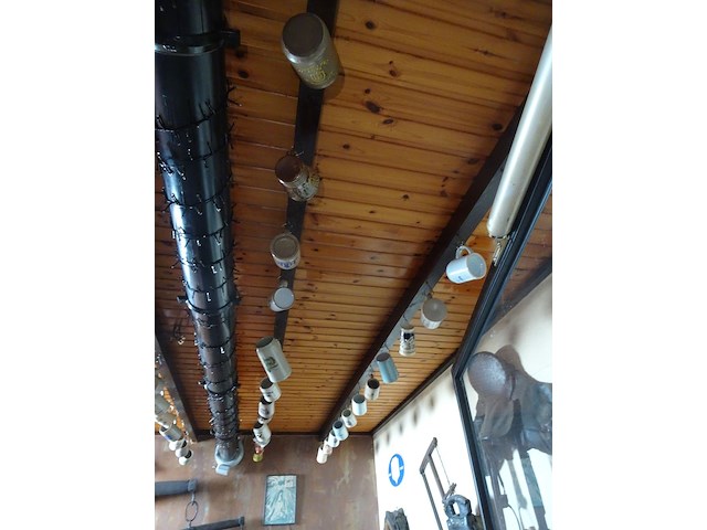 Diverse bierkruiken - afbeelding 2 van  3