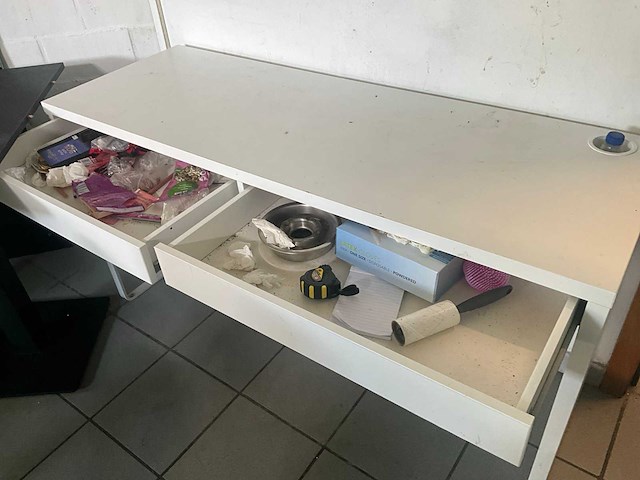 Diverse bijzettafels (3x) - afbeelding 1 van  4