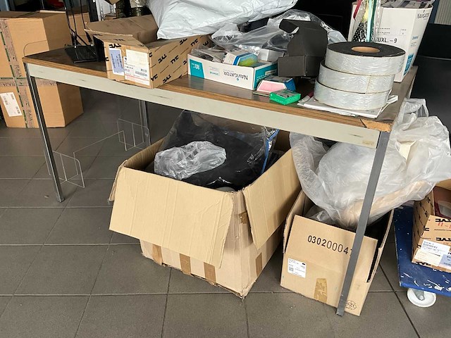 Diverse bijzettafels (3x) - afbeelding 8 van  11