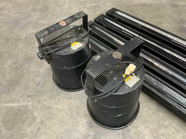 Diverse blacklights (6x) - afbeelding 6 van  7