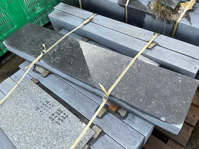 Diverse blauwe steen dorpels (12x) - afbeelding 2 van  4