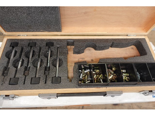 Diverse blindklinknagel tangen - afbeelding 3 van  7