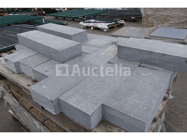 Diverse bluestones - afbeelding 4 van  5