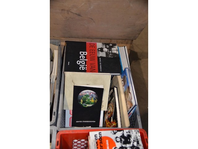 Diverse boeken belgië - afbeelding 1 van  1