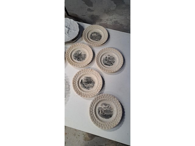 Diverse borden oa boch - afbeelding 2 van  4