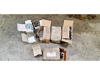 Diverse bouten en schroeven (8x) - afbeelding 1 van  10