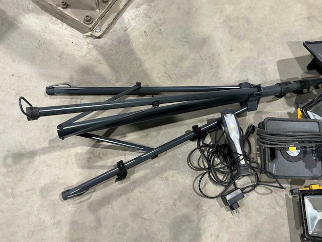 Diverse bouwlampen (4x) - afbeelding 7 van  9