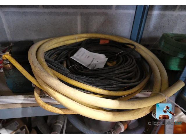 Diverse bouwmaterialen en bouwproducten - afbeelding 8 van  27