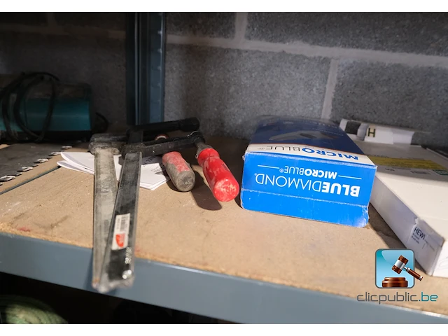 Diverse bouwmaterialen en bouwproducten - afbeelding 22 van  27