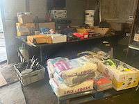 Diverse bouwmaterialen en toebehoren - afbeelding 1 van  28