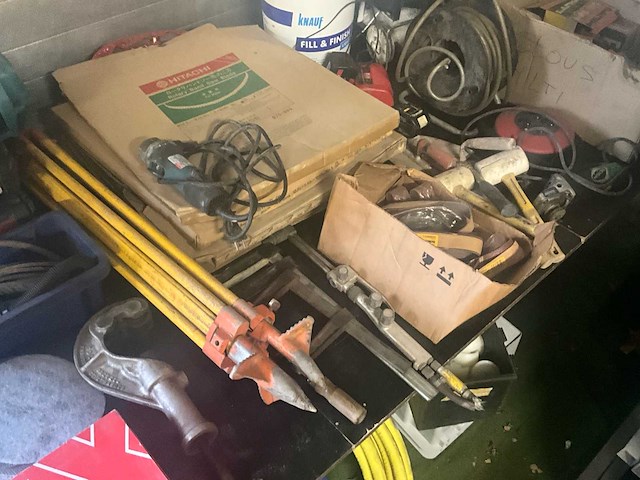 Diverse bouwmaterialen en toebehoren - afbeelding 19 van  28