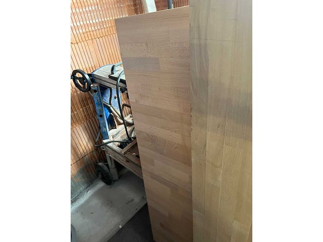 Diverse bouwmaterialen hout / balken - afbeelding 7 van  33
