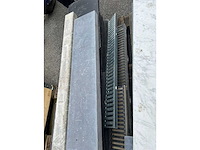 Diverse bouwmaterialen hout / balken - afbeelding 5 van  33